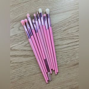 Set of 9 Morphe x Jefree Star makeup brushes